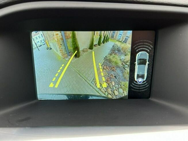 Volvo S60 2,5T T5 AWD Key les go DVD Skóra Navi Kamera cofania Alu17