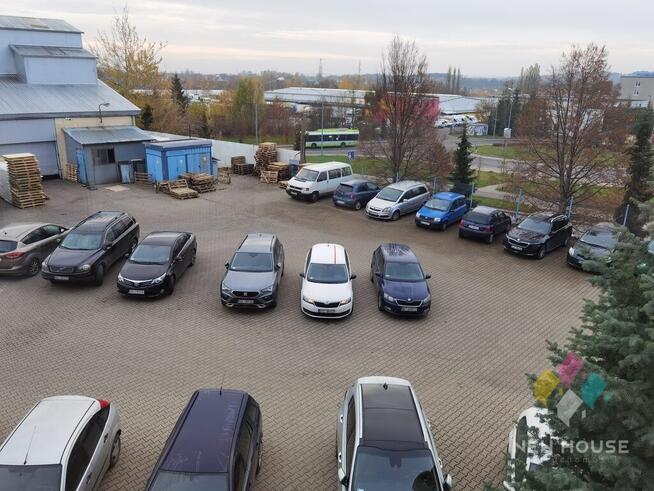 Lokal biurowy 14 m2, parking, atrakcyjna cena