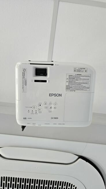 Wyposażenie IT, RTV i osprzęt sieciowo-techniczny