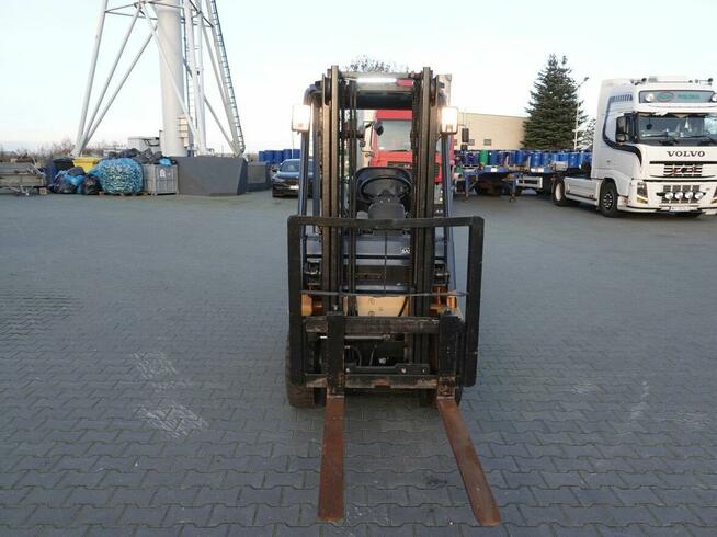 Wózek widłowy unoszący Toyota Geneo 7FG15