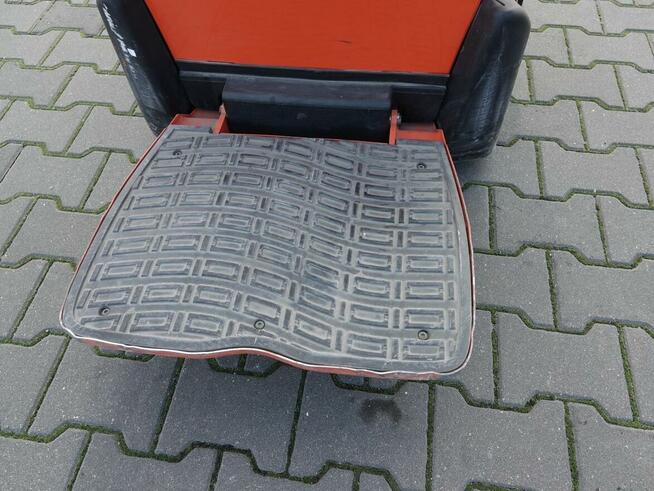 Wózek paletowy elektryczny Toyota LPE200 (BT Levio)