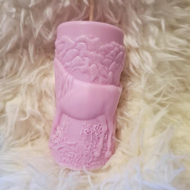 Świeczka sojowa dekoracyjna z koniem