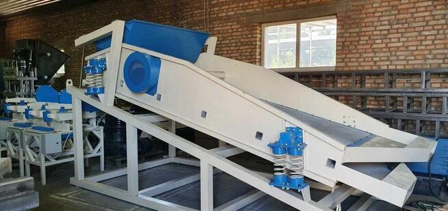 Przesiewacz wibracyjny GV-2000