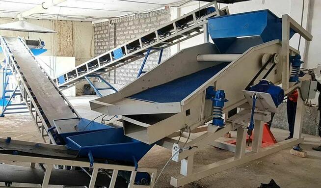 Przesiewacz wibracyjny skośny GV-1000 (2024)