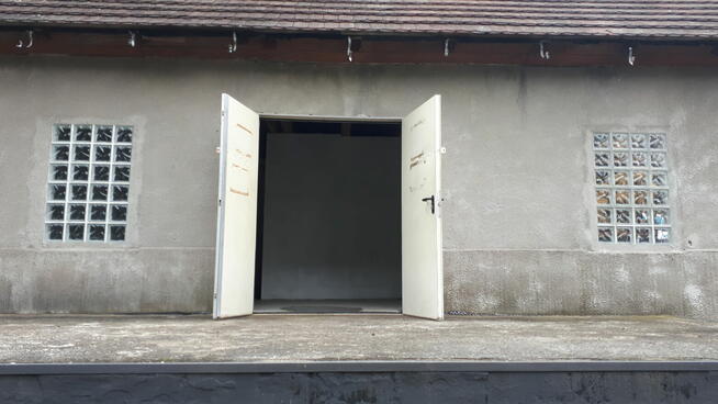 Hala, magazyn przy drodze krajowej nr8