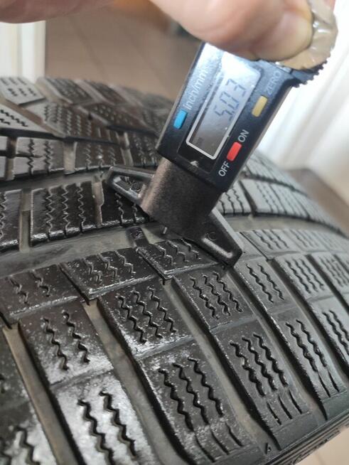HANKOOK Winter I*cept EVO 2 275/35 R19 100V XL