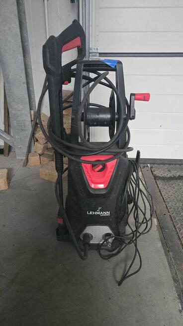 Narzędzia i wyposażenie pomocnicze