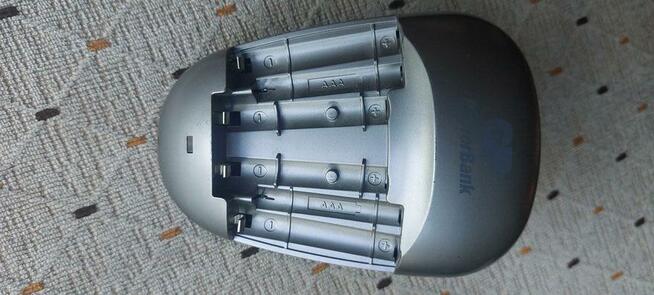 Ładowarka akumulatorków AAA