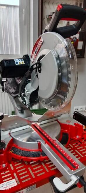 Profesjonalna piła ukośnica KAP 305JL