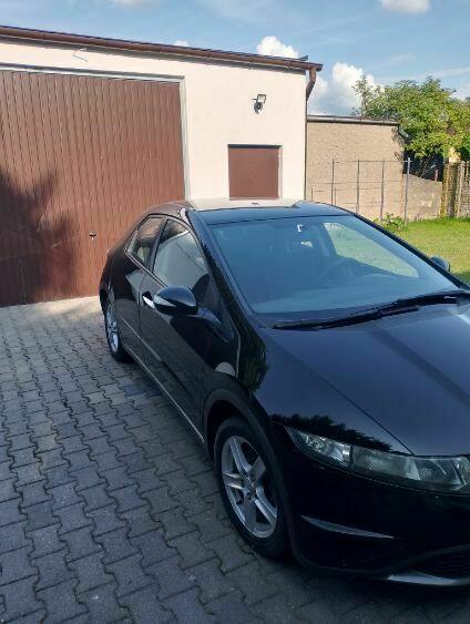 Honda Civic ufo 1.4 2008r 57 tys .