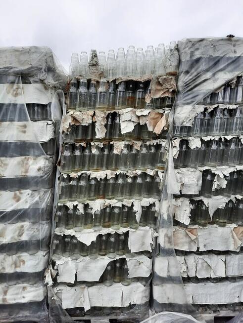 Zapasy i materiały - kartony, butelki, nakrętki, etykiety