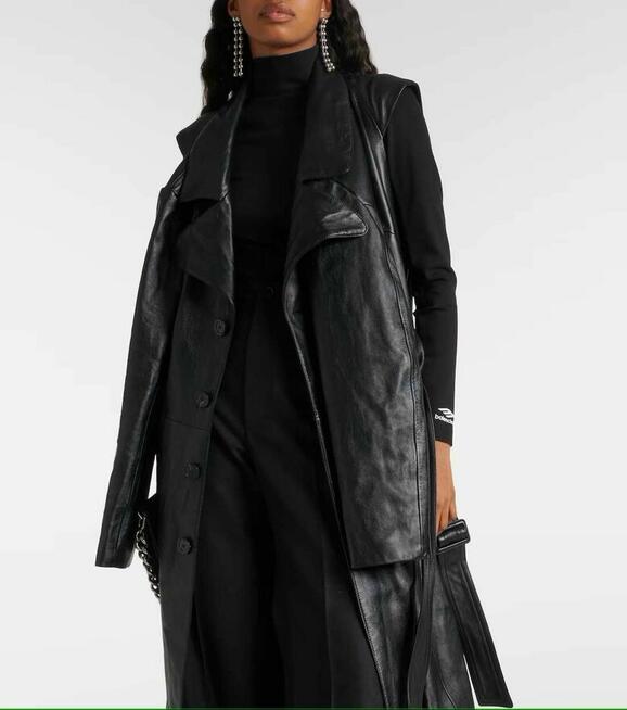 Jednorzędowy skórzany płaszcz