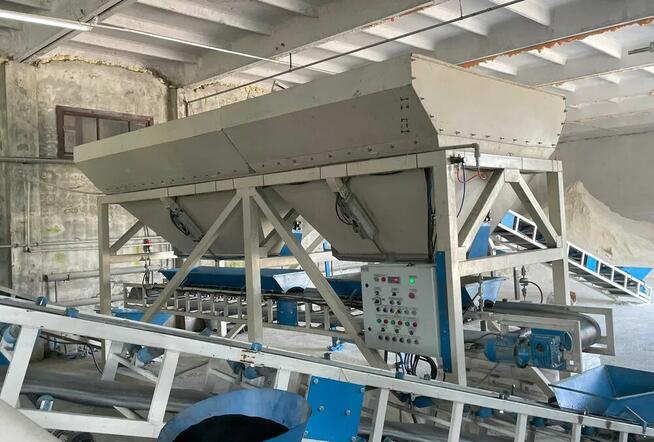 Kompleks dozujący ADM-1000 (dozowniki materiałów obojętnych,