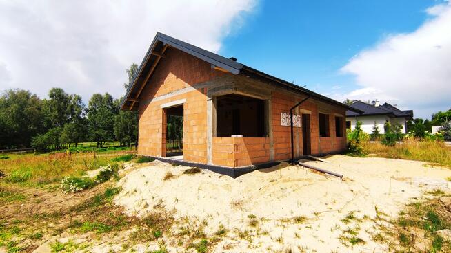 Dom parterowy w stanie surowym otwartym – 91 m²