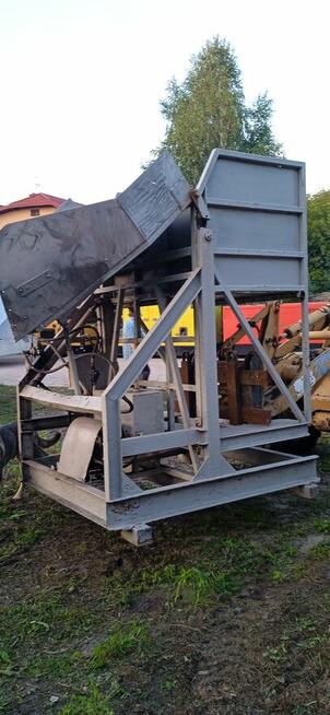 Wywrotnica do skrzynio palet hydrauliczna