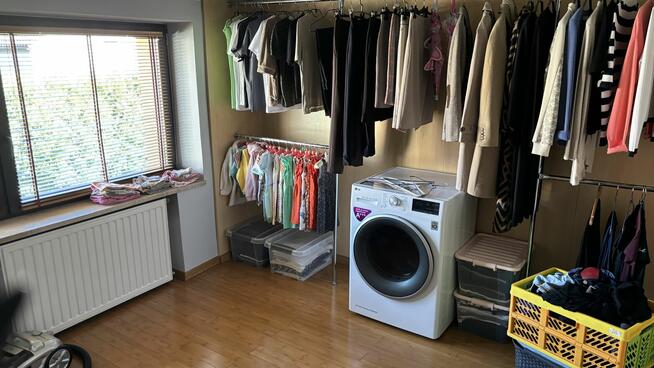 Syndyk sprzeda dom z działką