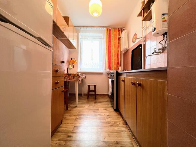 2 pokoje, oddzielna kuchnia, centrum