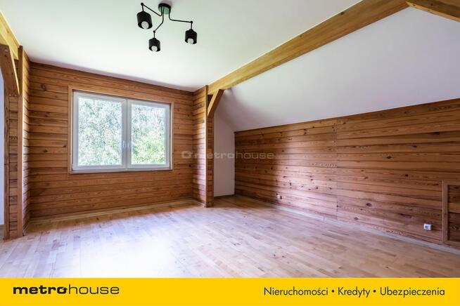 Przytulny dom w pięknej okolicy nad jeziorem.