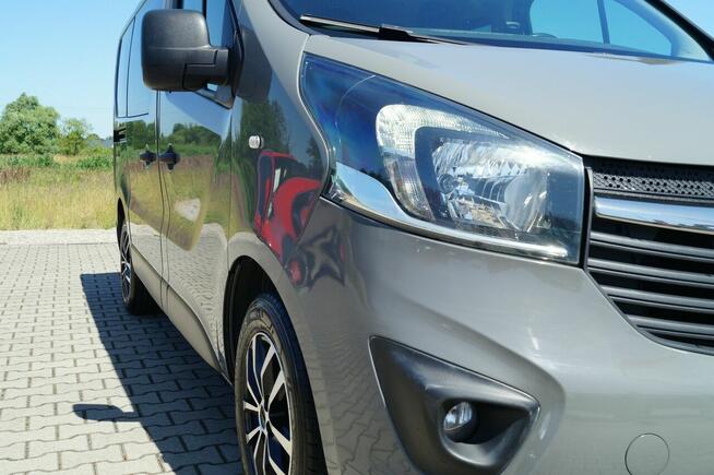 Opel Vivaro 1,6 115 KM 9 osób hak kamera klima doinwestowany czytaj opis