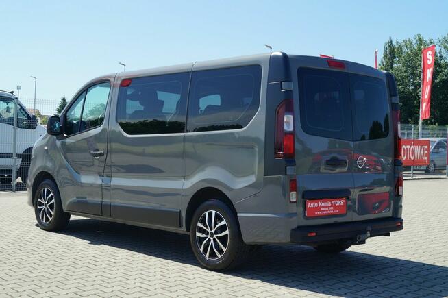 Opel Vivaro 1,6 115 KM 9 osób hak kamera klima doinwestowany czytaj opis