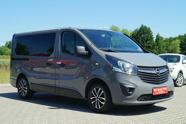Opel Vivaro 1,6 115 KM 9 osób hak kamera klima doinwestowany czytaj opis