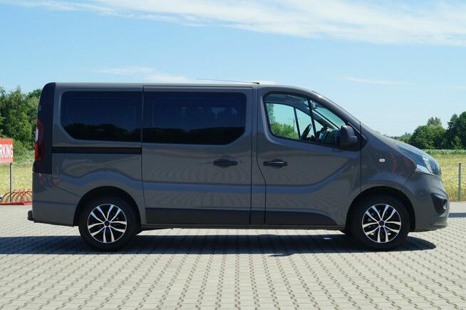 Opel Vivaro 1,6 115 KM 9 osób hak kamera klima doinwestowany czytaj opis