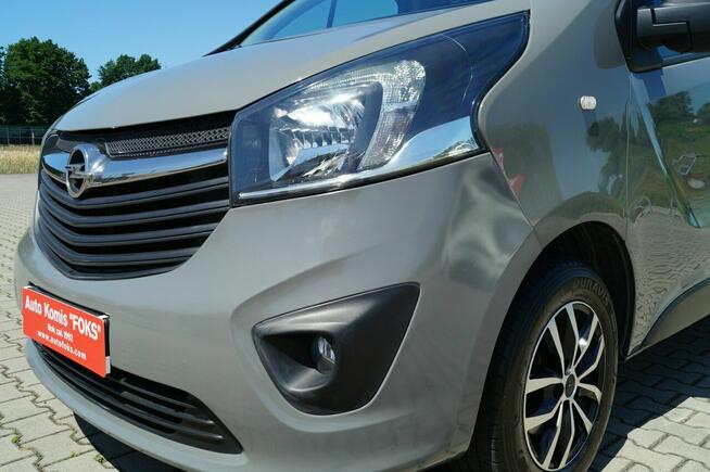 Opel Vivaro 1,6 115 KM 9 osób hak kamera klima doinwestowany czytaj opis