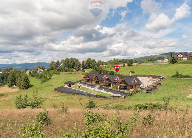 Na sprzedaż kompleks 4 domków - osada Miód Malina