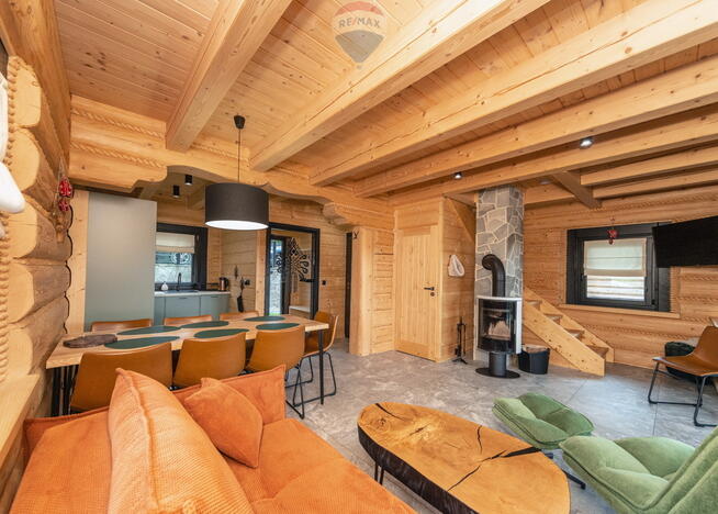 Na sprzedaż kompleks 4 domków - osada Miód Malina