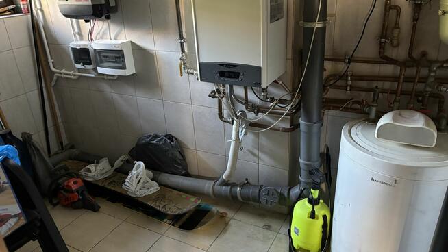 Syndyk sprzeda dom z działką