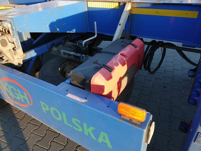 Naczepa podkonterenowa Broshuis 3UCC-39