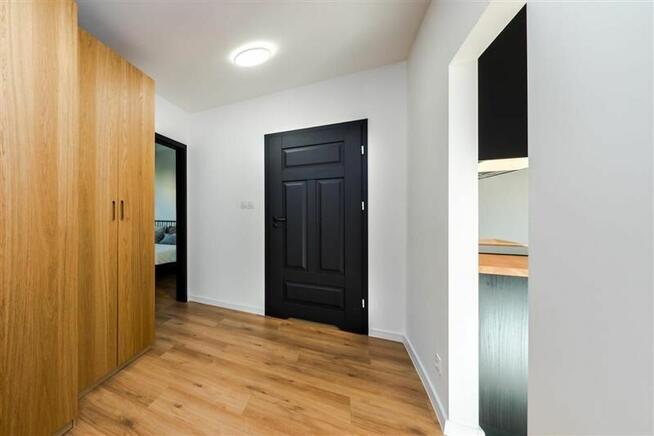 DWUPOKOJOWE MIESZKANIE Z LOGGIĄ - PO KAPITALNYM REMONCIE