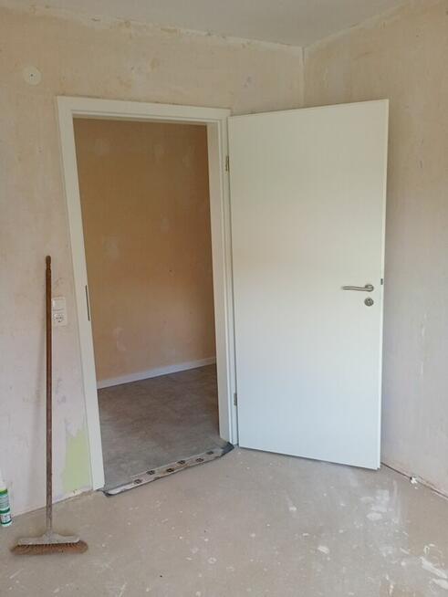 Montaż drzwi wewnętrznych i zewnętrznych