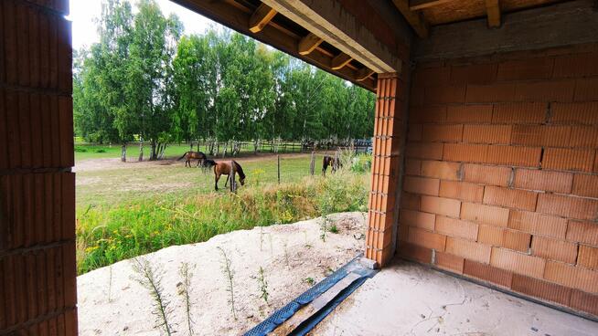 Dom parterowy w stanie surowym otwartym – 91 m²