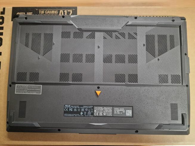Laptop Asus TUF Gaming A17 FA707NV Nowy