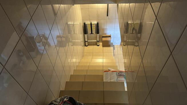 Syndyk sprzeda dom z działką