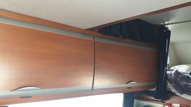 Prywatnie do sprzedaży kamper Ford Transit z silnikie2,4jtd