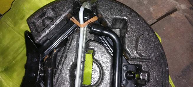 Ford koło dojazdowe z wkładem .