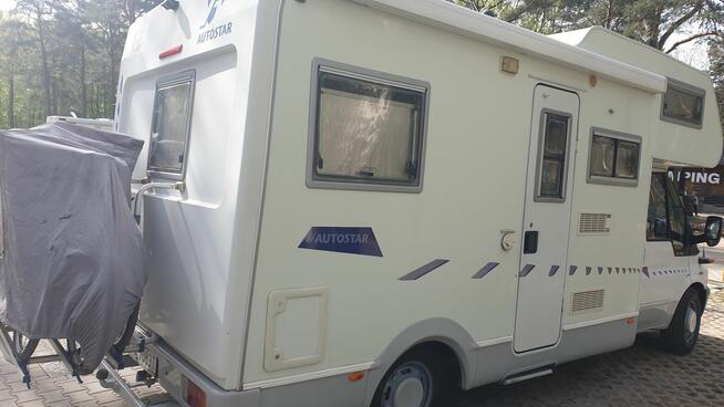 Prywatnie do sprzedaży kamper Ford Transit z silnikie2,4jtd