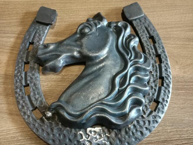 Rozeta stalowa podkowa z koniem Białystok