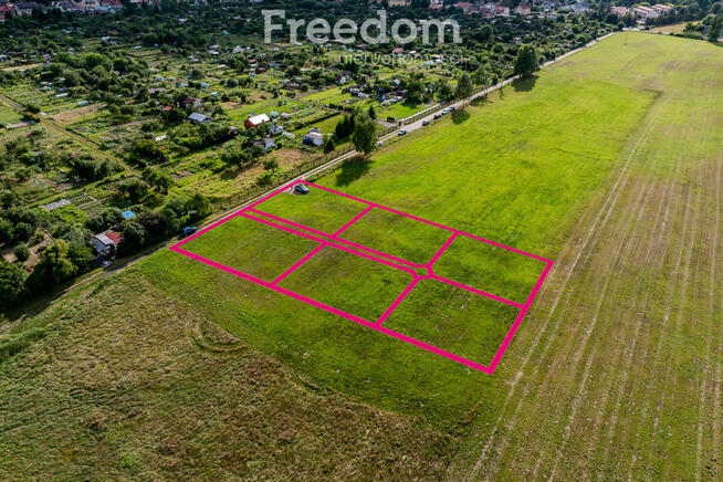 Działki na ogródki w udziałach lub jedna cała