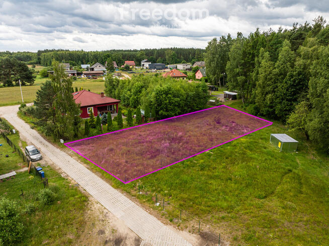 Działka z wejściem do lasu