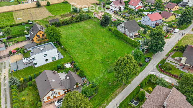 Urokliwa działka w cichej okolicy