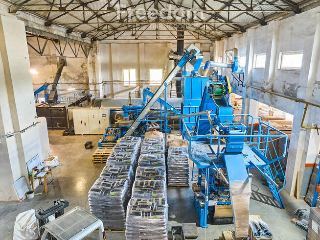 Hala produkcyjna z zapleczem biurowym, Ruda Opalin