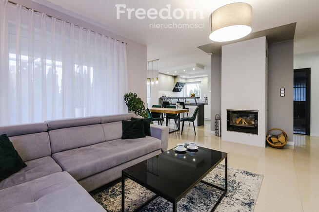 Dom na sprzedaż z pompą ciepła i fotowoltaiką