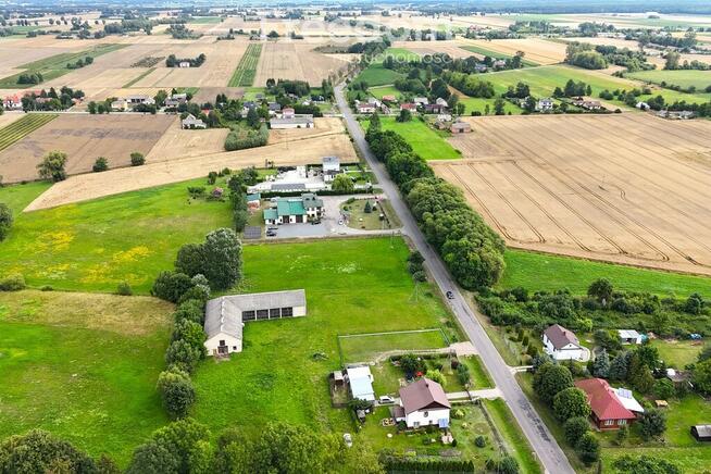 Działka siedliskowa zabudowana stodołą 495 m2