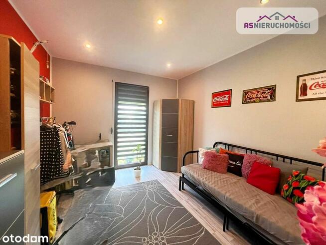 Parterowy DOM z pięknym ogrodem