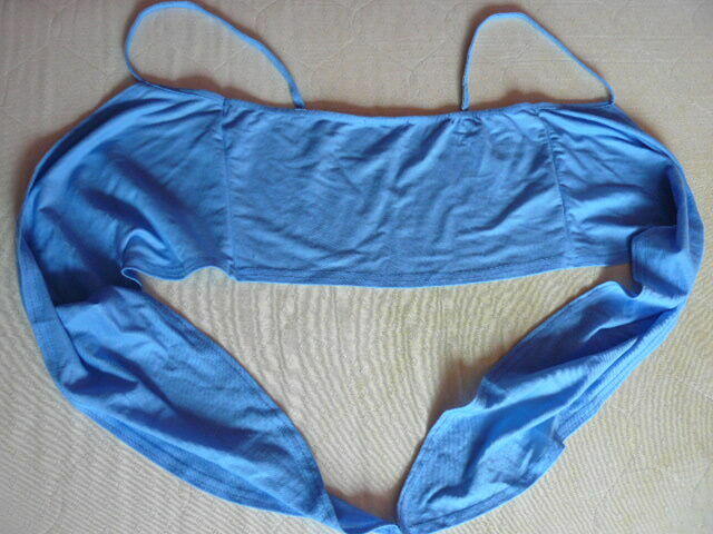 Top na ramiaczkach, wiazany z przodu