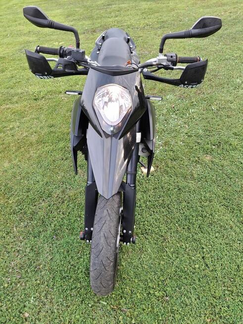 Ktm 690 supermoto 2008rok