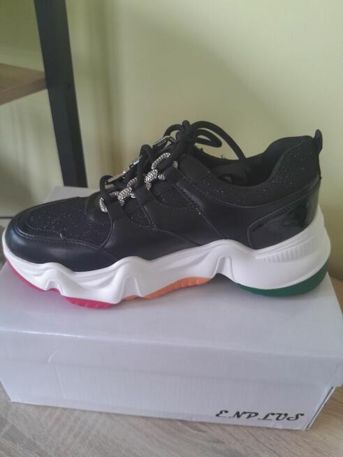 Adidasy brokat 38.